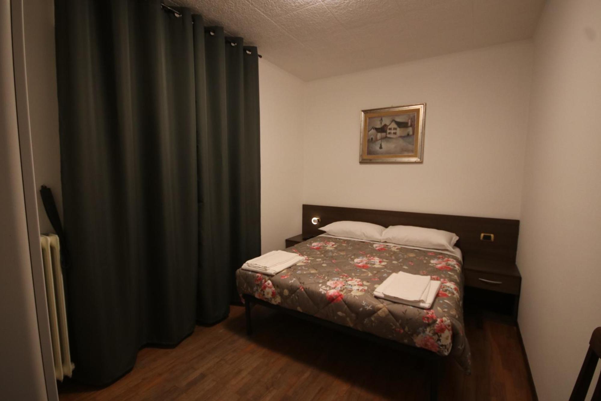 B&B Casa Wanda Since 1999 Riva del Garda Cameră foto