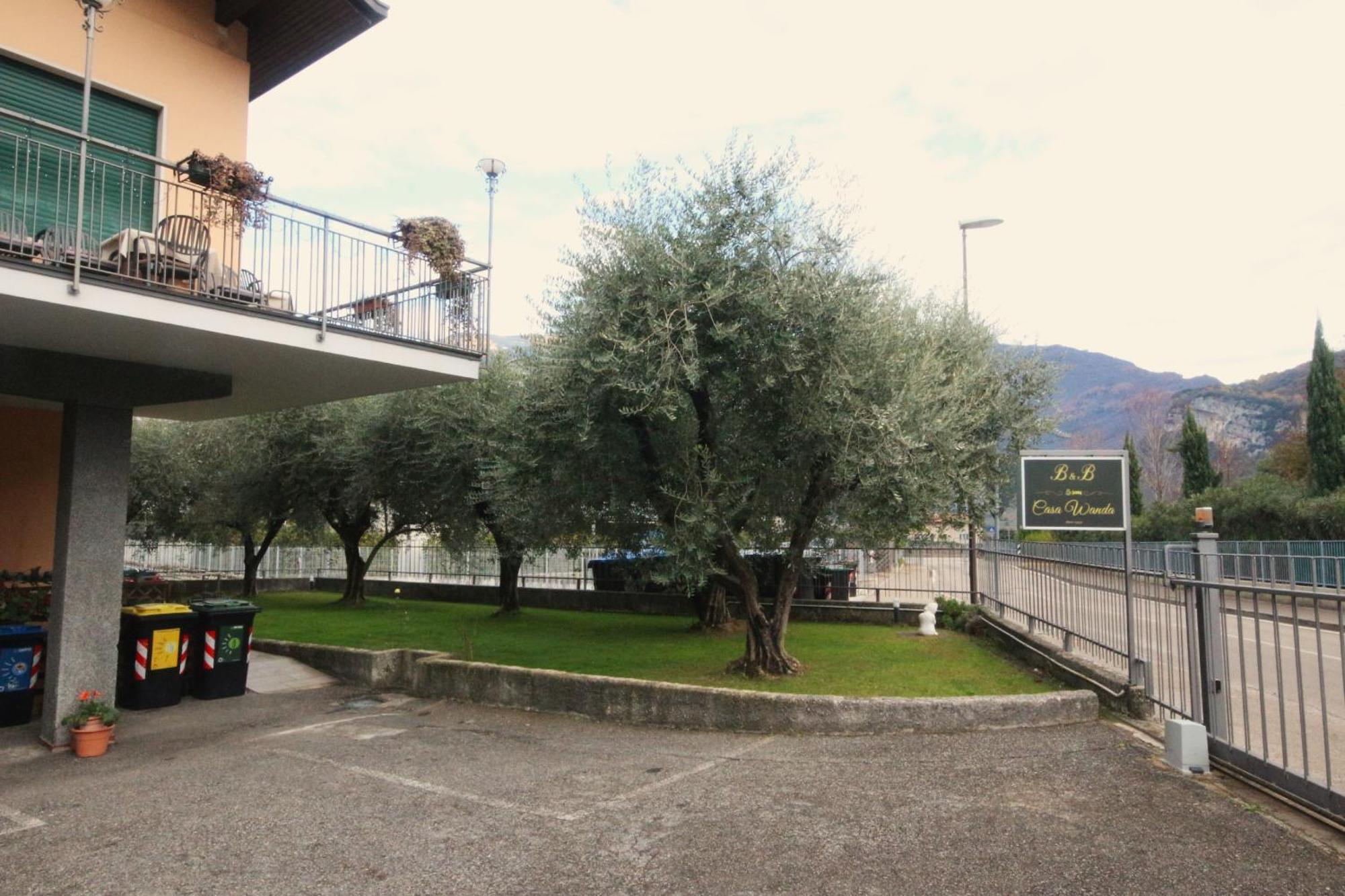 B&B Casa Wanda Since 1999 Riva del Garda Exterior foto